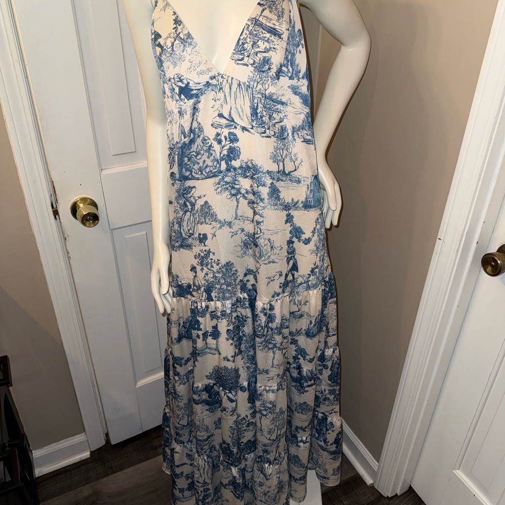 Gianni Bini Blue and Cream Maxi Dress